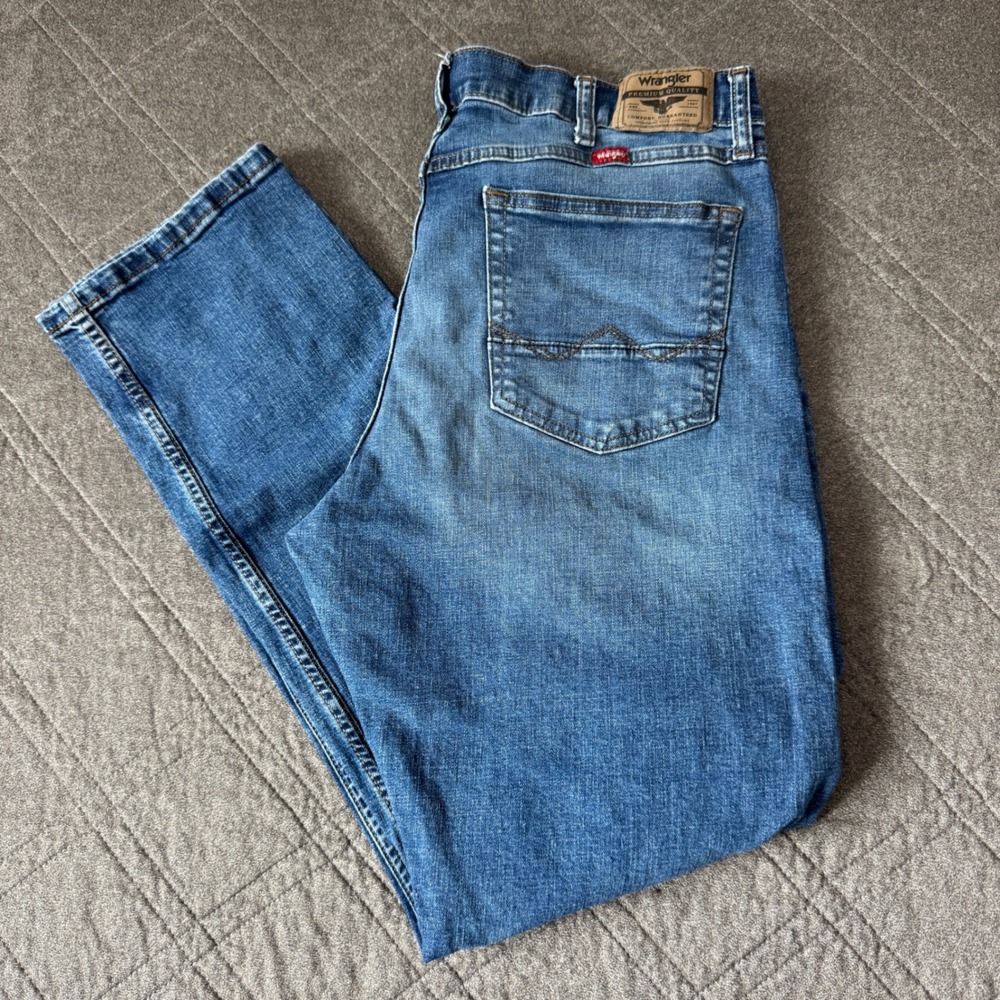 Wrangler Athletic‎ Fit Mens Blue Denim Jeans 36x32 1090ATWHF